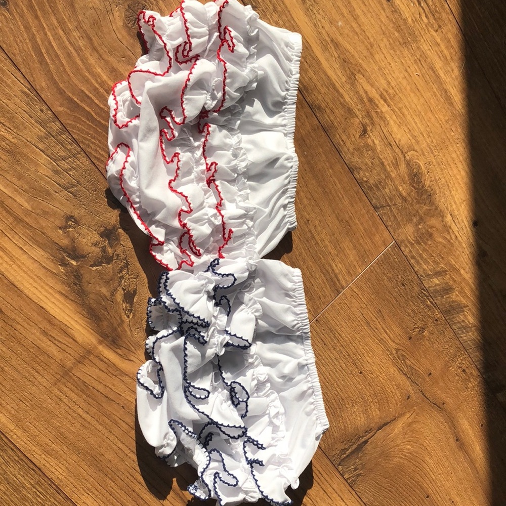 2 piece Sarah Louise ruffled diaper cover. Red & Blue. Small. Never worn